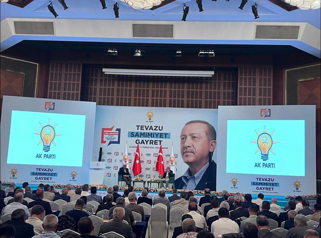 AK Parti  Yerel yönetimler İstişare ve Değerlendirme toplantısının ilk oturumu gerçekleşti